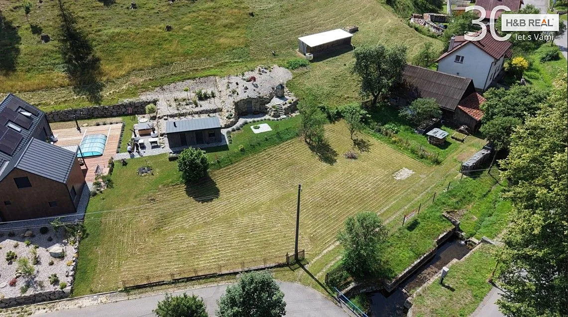 Prodej stavebního pozemku 881 m²
